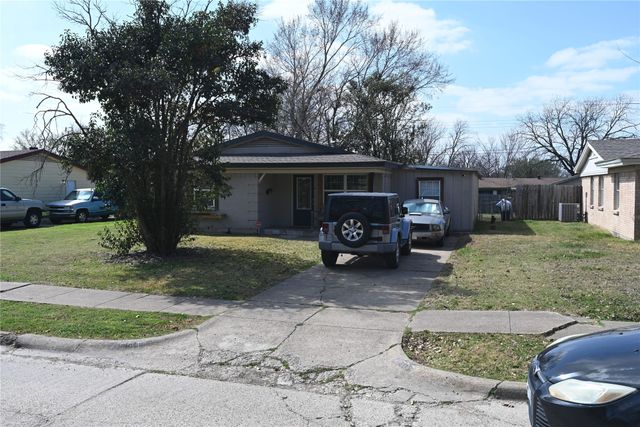 905 Bluebonnet Lane, Mesquite, TX 75149