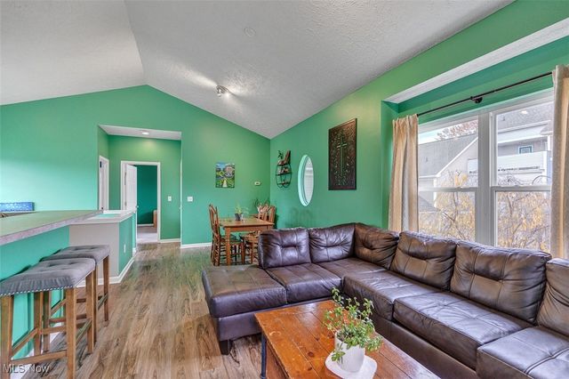 3706 Minster Court, Cleveland, OH 44105