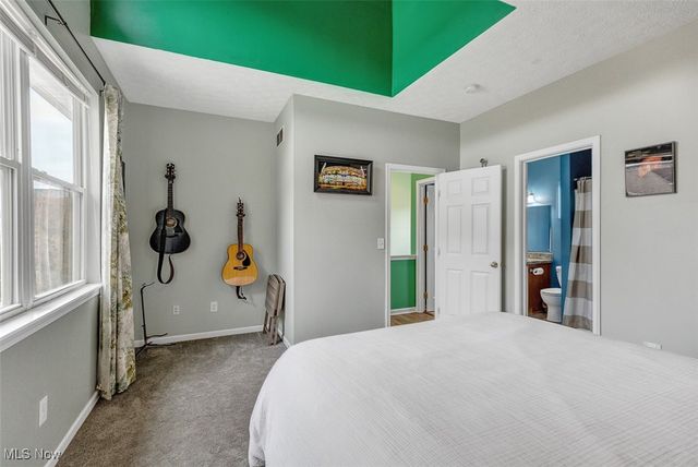 3706 Minster Court, Cleveland, OH 44105