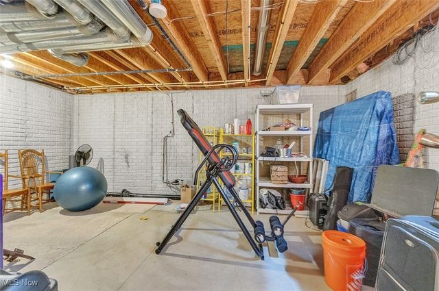 3706 Minster Court, Cleveland, OH 44105