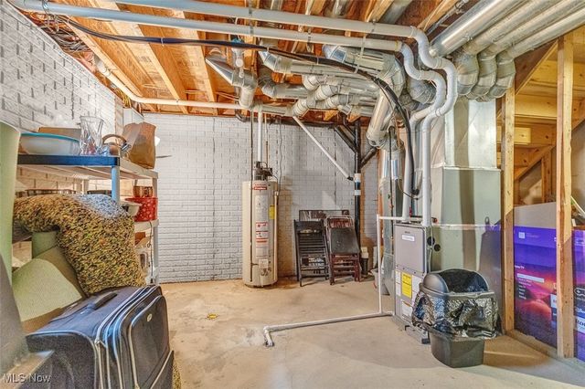 3706 Minster Court, Cleveland, OH 44105