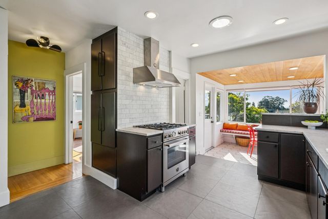 1546 Beverly Pl, Berkeley, CA 94706