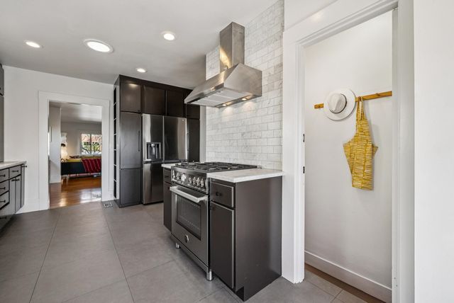 1546 Beverly Pl, Berkeley, CA 94706