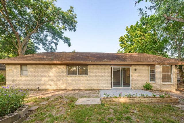 516 Saint Charles Street, League City, TX 77573