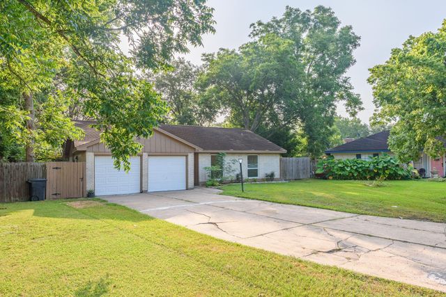 516 Saint Charles Street, League City, TX 77573