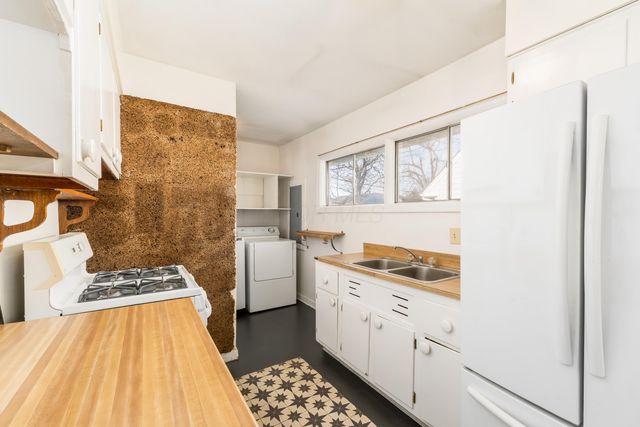 161 N Gould Road, Columbus, OH 43209