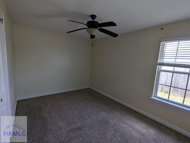 202 Augusta Way, Hinesville, GA 31313