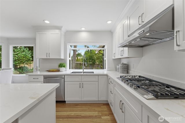 23410 NE 23 Street, Sammamish, WA 98074