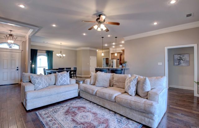 6859 Grace Village Drive, Alexander, AR 72002