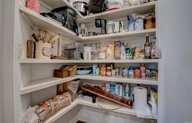 6859 Grace Village Drive, Alexander, AR 72002