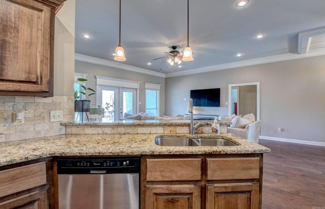 6859 Grace Village Drive, Alexander, AR 72002