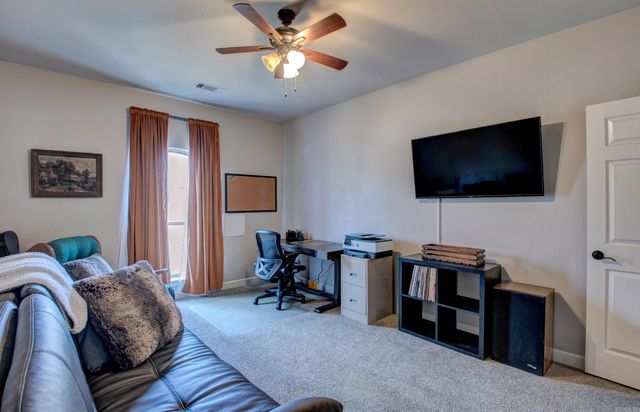 6859 Grace Village Drive, Alexander, AR 72002