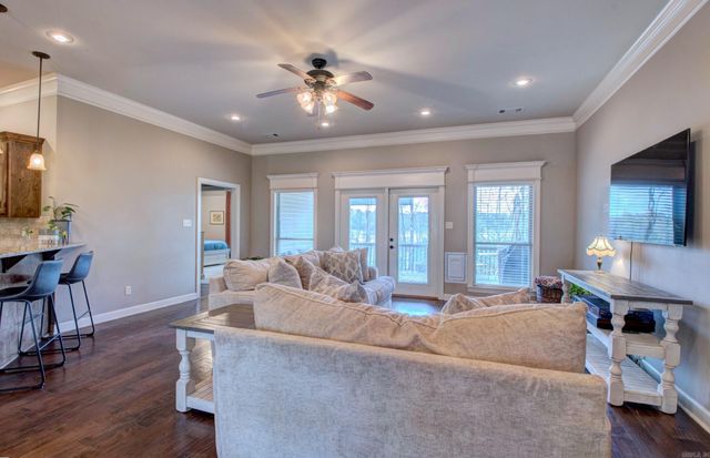 6859 Grace Village Drive, Alexander, AR 72002