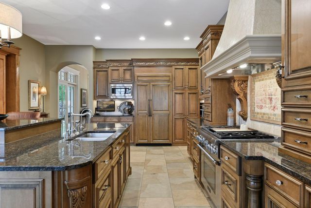 440 Stubbs Bay Road, Orono, MN 55356