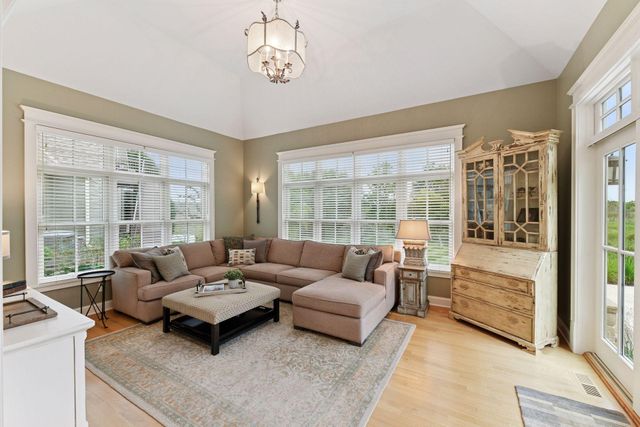 440 Stubbs Bay Road, Orono, MN 55356