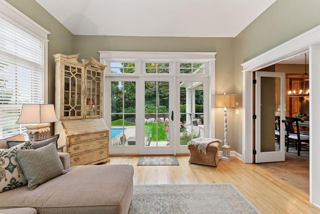 440 Stubbs Bay Road, Orono, MN 55356