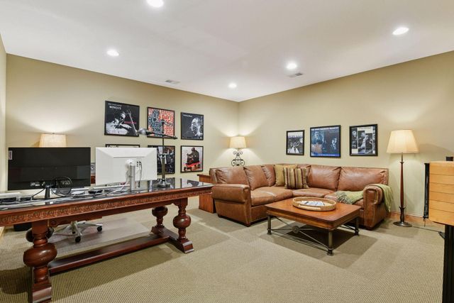 440 Stubbs Bay Road, Orono, MN 55356