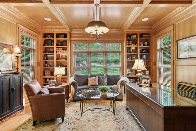 440 Stubbs Bay Road, Orono, MN 55356