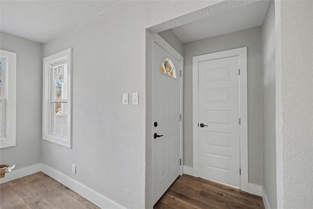 4220 Ramey Avenue, Fort Worth, TX 76105