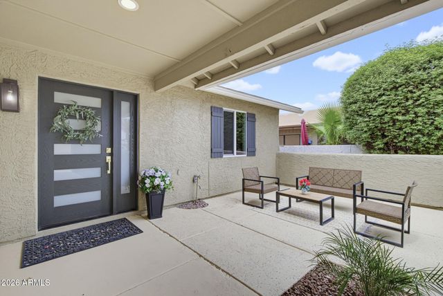 25408 S KANSAS Avenue, Sun Lakes, AZ 85248