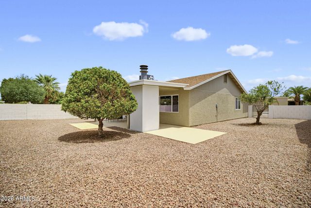 25408 S KANSAS Avenue, Sun Lakes, AZ 85248