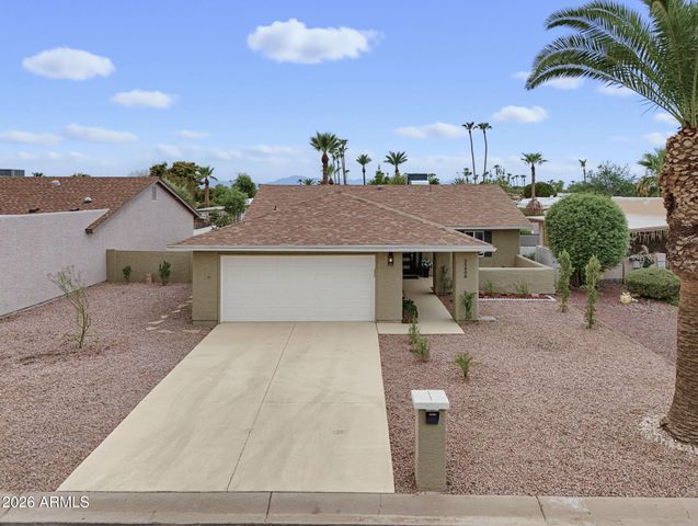 25408 S KANSAS Avenue, Sun Lakes, AZ 85248