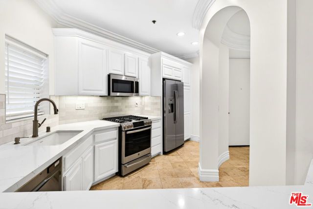 10364 Almayo Avenue 205, Los Angeles, CA 90064