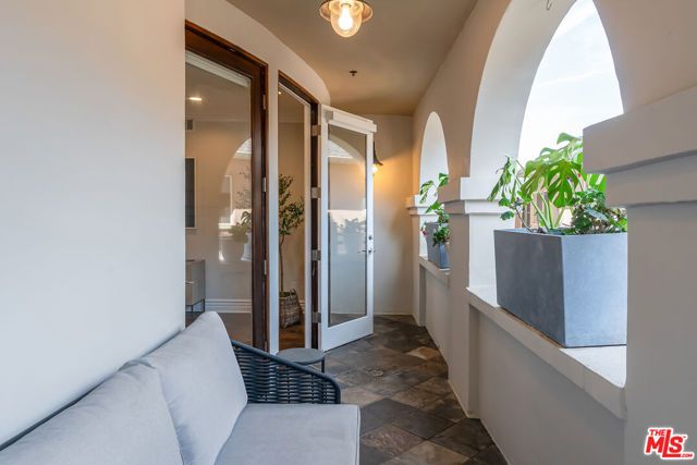 10364 Almayo Avenue 205, Los Angeles, CA 90064