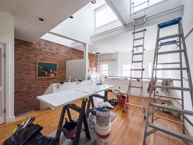 103 Cedarstreet -, Boston, MA 02119
