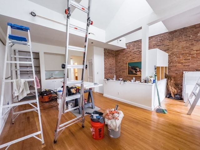 103 Cedarstreet -, Boston, MA 02119