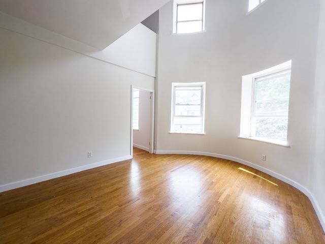 103 Cedarstreet -, Boston, MA 02119