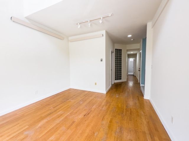 103 Cedarstreet -, Boston, MA 02119