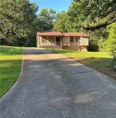 2683 Legion Lake Road, Douglasville, GA 30135