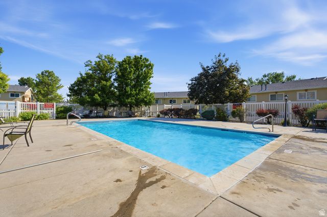 6983 S UFIZZI CT, West Jordan, UT 84084