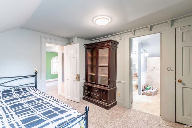 1124 W Jefferson Boulevard, Fort Wayne, IN 46802