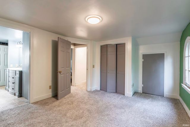 1124 W Jefferson Boulevard, Fort Wayne, IN 46802