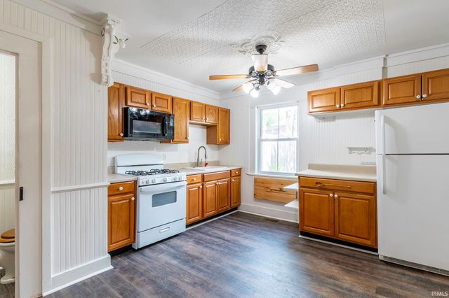 1124 W Jefferson Boulevard, Fort Wayne, IN 46802