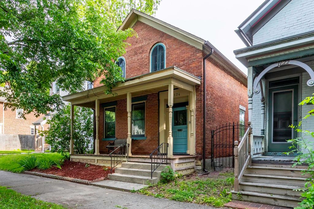 1124 W Jefferson Boulevard, Fort Wayne, IN 46802