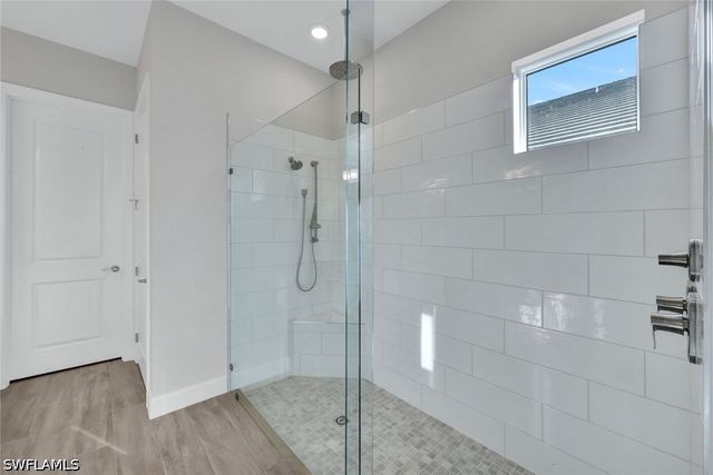 11943 Raggio DR, Fort Myers, FL 33913