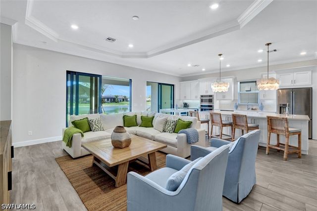 11943 Raggio DR, Fort Myers, FL 33913