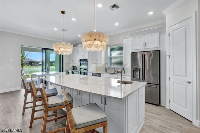 11943 Raggio DR, Fort Myers, FL 33913