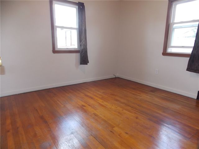 2654 Lenz Ave, Harmony Twp, PA 15003
