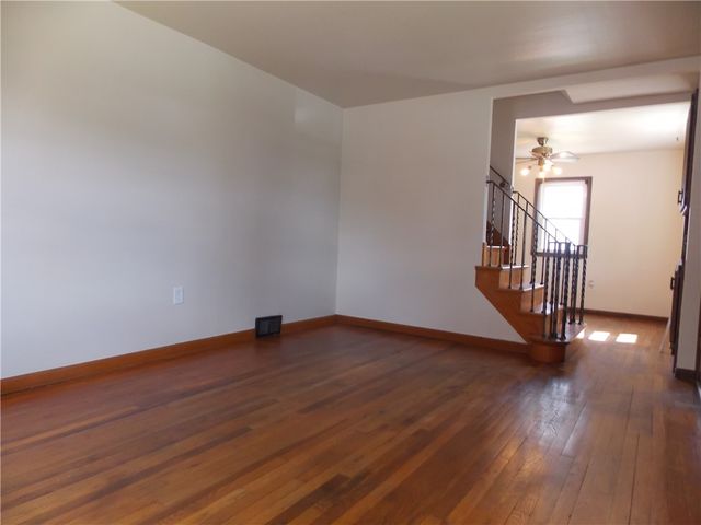 2654 Lenz Ave, Harmony Twp, PA 15003