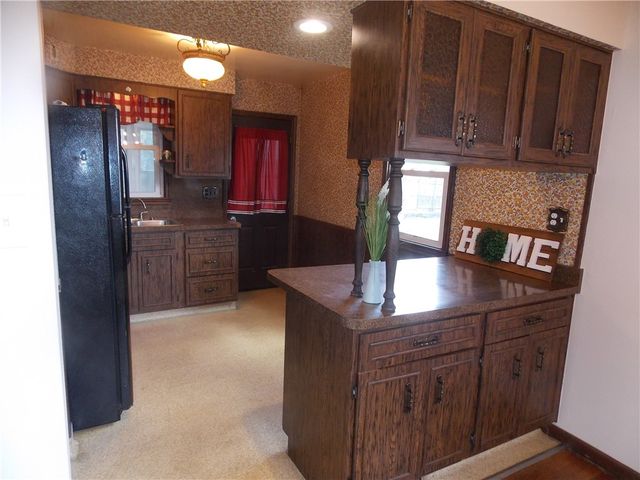 2654 Lenz Ave, Harmony Twp, PA 15003