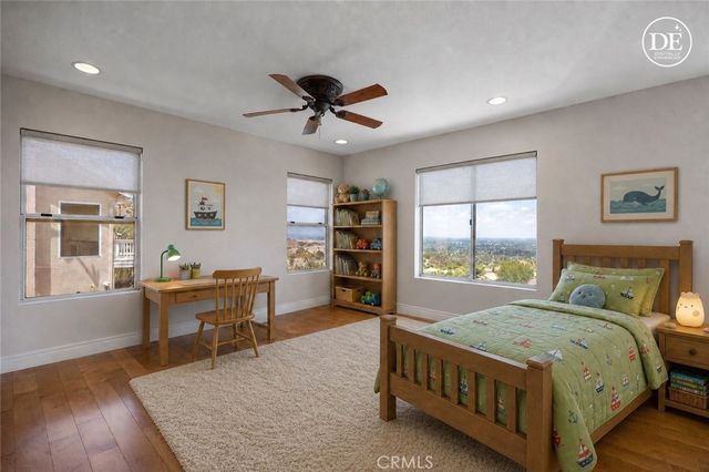 7562 Wiscasset, West Hills, CA 91304