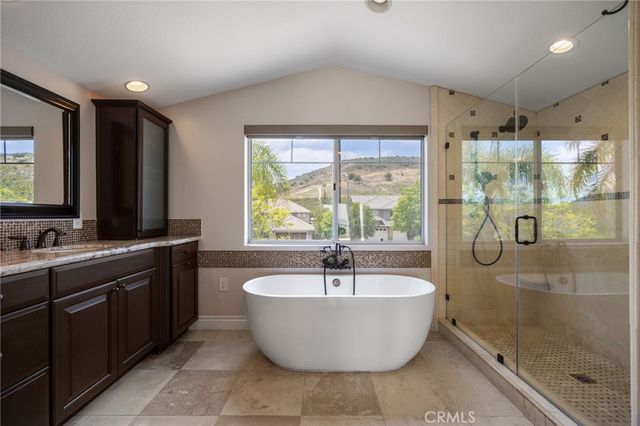 7562 Wiscasset, West Hills, CA 91304