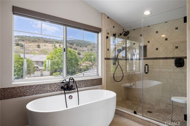 7562 Wiscasset, West Hills, CA 91304