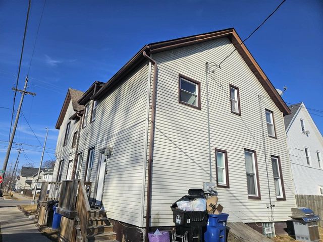 1615 W 6th STREET, Racine, WI 53404