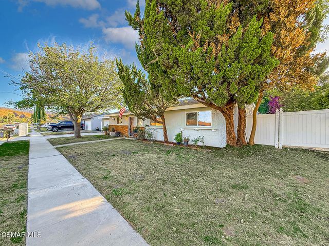 1249 Gibson Avenue, Simi Valley, CA 93065