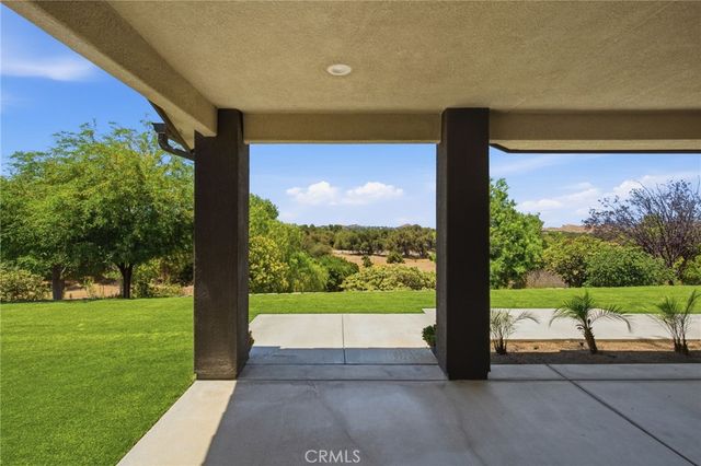 17641 Santa Rosa Mine Road, Lake Mathews, CA 92570